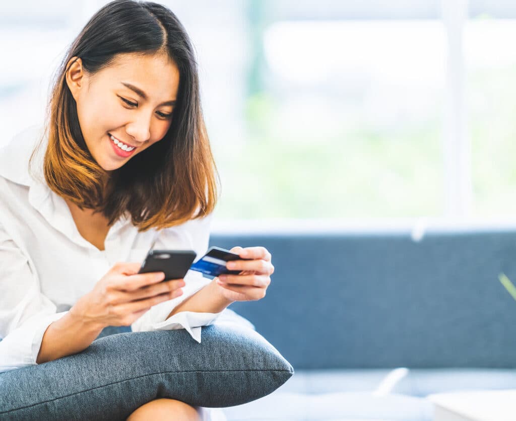 How to Create a Customer-Centric Mobile Commerce Experience