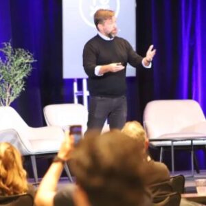 Personal vs. Personalization: Which Will Win in 2025? Localogy L24