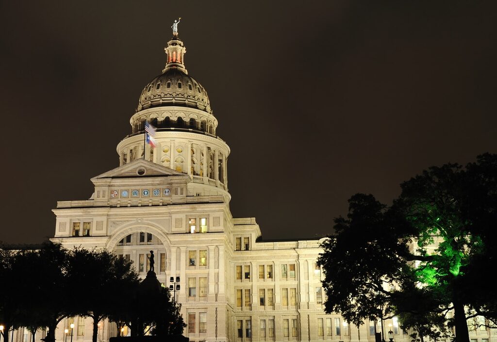 Hearst Expands Its Media Empire with Strategic Acquisitions American-Statesman Localogy