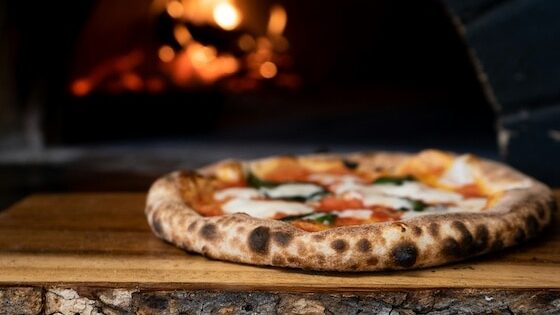 Why Pizza Franchises Are Becoming a Test Case for AI-Powered Local Marketing